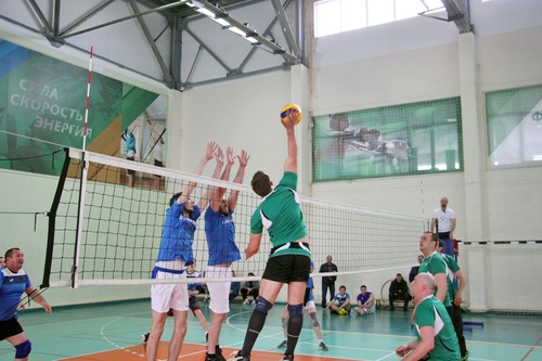 Впервые лучшими в волейболе стали работники из Краснодарского ЛПУМГ