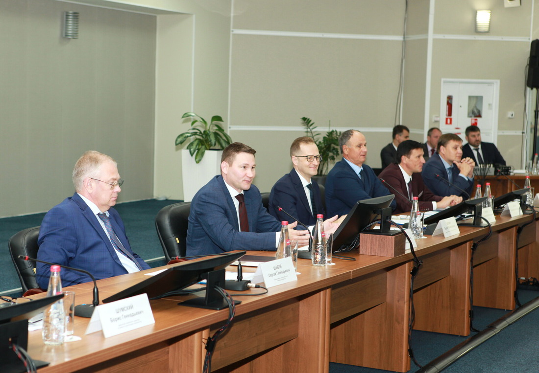 Встреча генерального директора ООО "Газпром трансгаз Краснодар" Дениса Васюкова с молодыми работниками