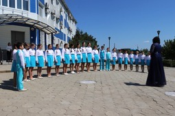 Выступление юных артистов