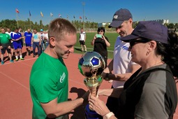 Победители соревнований по мини-футболу — команда Каменск-Шахтинского ЛПУМГ