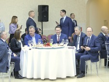Генеральный директор ООО «Газпром трансгаз Краснодар» Денис Васюков на деловом завтраке