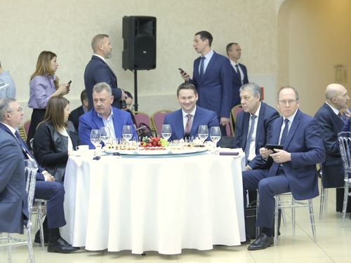 Генеральный директор ООО «Газпром трансгаз Краснодар» Денис Васюков на деловом завтраке