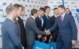 Генеральный директор компании «Газпром трансгаз Краснодар» Денис Васюков встретился с участниками соревнований