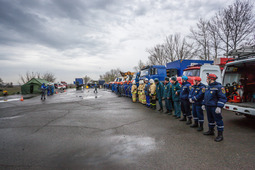 В компании «Газпром трансгаз Краснодар» прошла комплексная противоаварийная тренировка по подготовке к прохождению весеннего паводка. Самые масштабные события развернулись на учениях в Ростовской области.