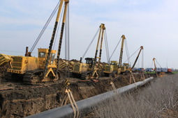 Подключены переустроенные участки газопровода под строящейся железной дорогой