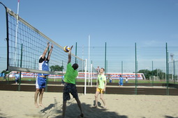 В ООО «Газпром трансгаз Краснодар» впервые прошел ночной турнир по пляжному волейболу